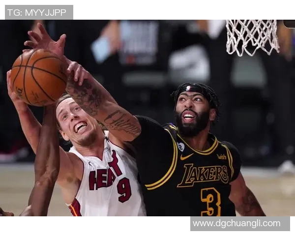 湖人热火总决赛激战正酣NBA直播精彩瞬间回顾与分析